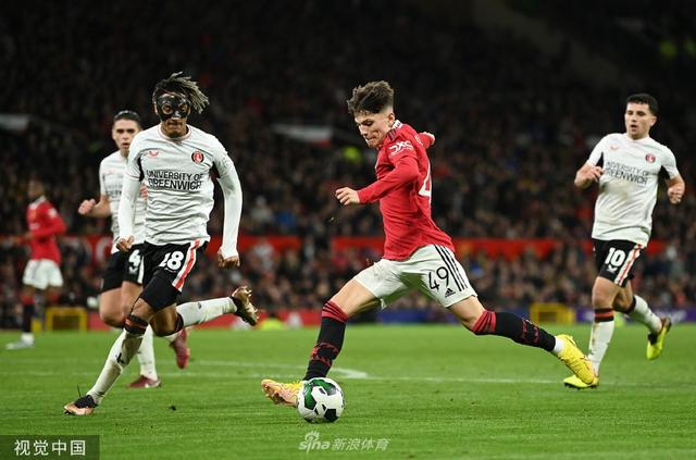 兰球迷带来 兰球迷带来